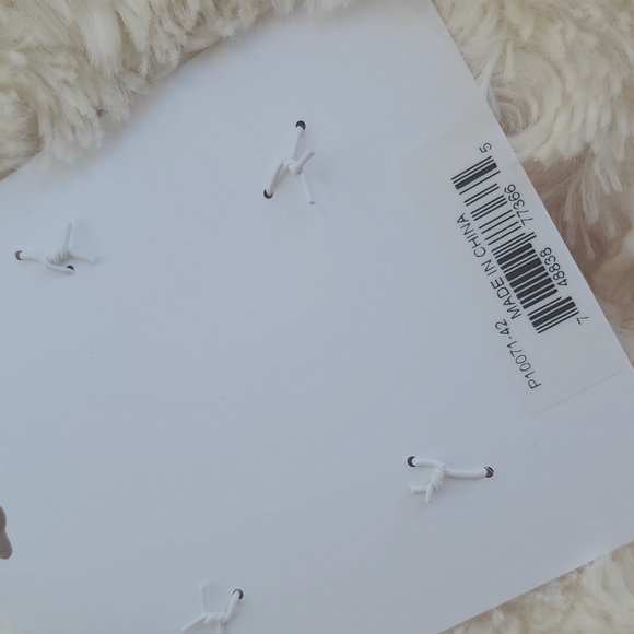 ๐๐ธJUICY COUTURE TOGGLE HEART BRACELET - Picture 4 of 8